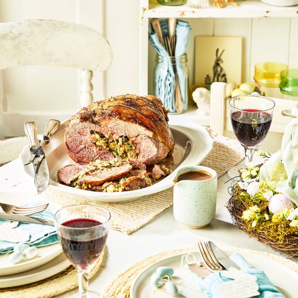 artichoke stuffed leg of lamb with red wine gravy