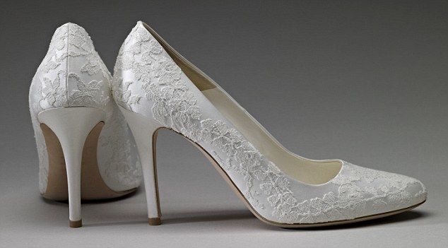 kate middleton wedding shoes