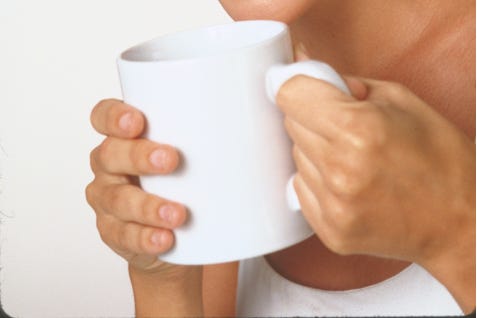 Finger, Thumb, Pattern, Drinkware, Nail, Gesture, Paper, Plastic, Paper product, Cup, 
