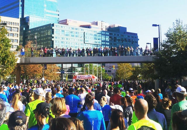 Starting line of the Baltimore Half Marathon.
