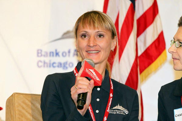 Shobukhova talks at Chicago Marathon 2010