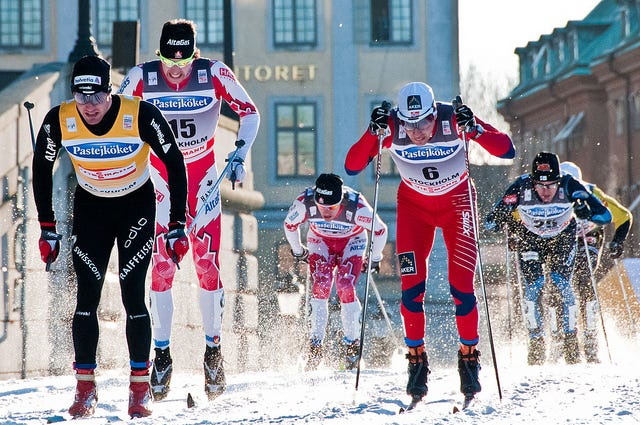 Winter sport, Recreation, Sports equipment, Sports uniform, Winter, Sportswear, Outdoor recreation, Ski cross, Headgear, Sports, 