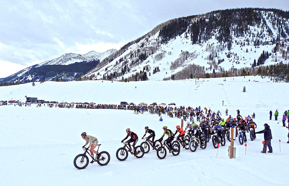 Lt. Jim Dangle from Reno 911 leading out the elite race at the Fat Bike World Championships