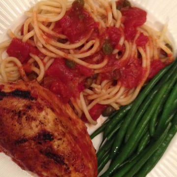 Tomato braised chicken breast with capers Tomato braised chicken breast with capers