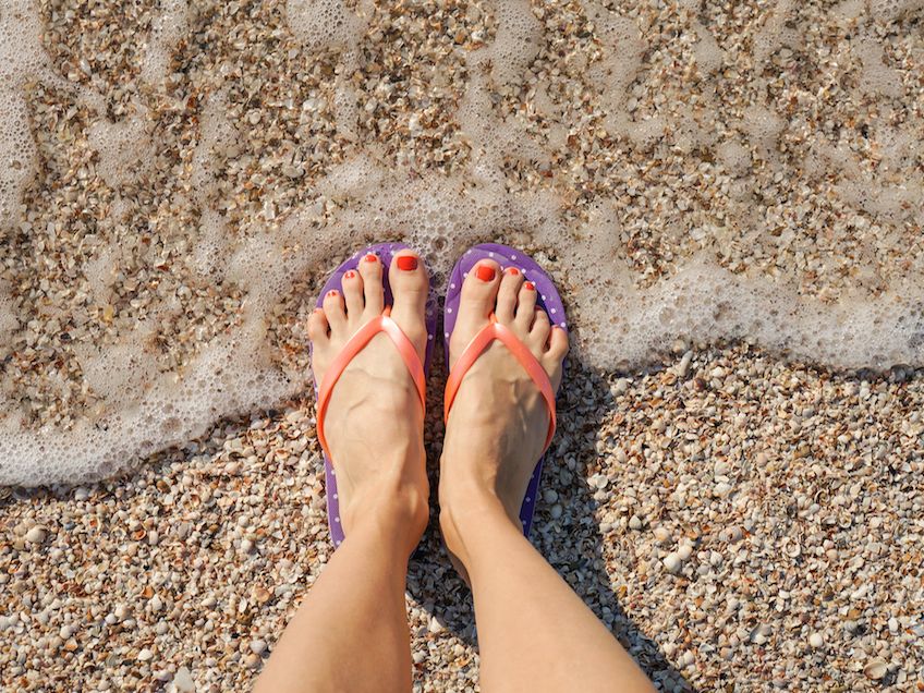 5 Ways Flip Flops Seriously Mess with Your Feet