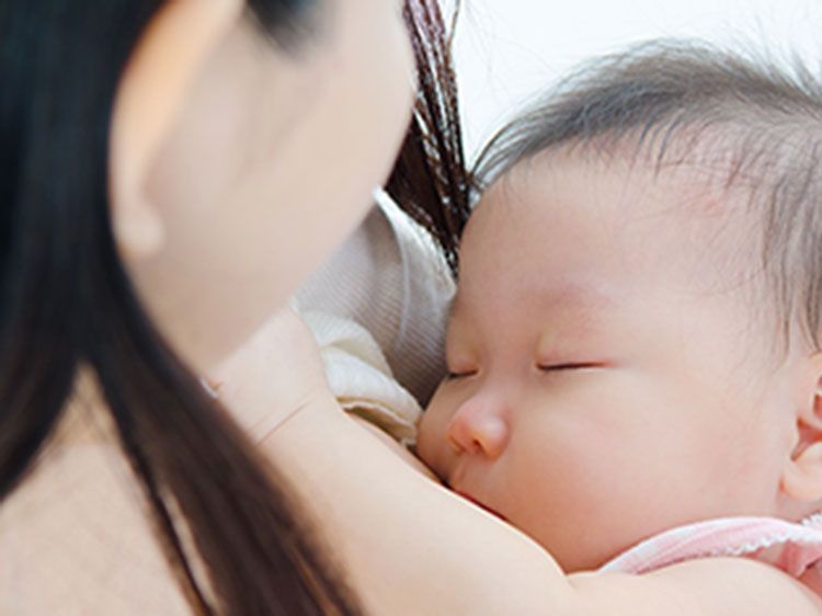 750px x 562px - 8 Things You Should Know About the Early Stages of Breastfeeding | Women's  Health