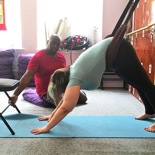I Went To A Yoga Class For Fat People—This Is What It Was Like