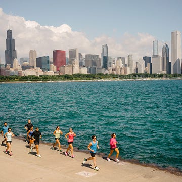 runners in Chicago runners in Chicago