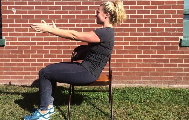 The Easy But Effective 6-Minute Core Workout You Can Do Sitting