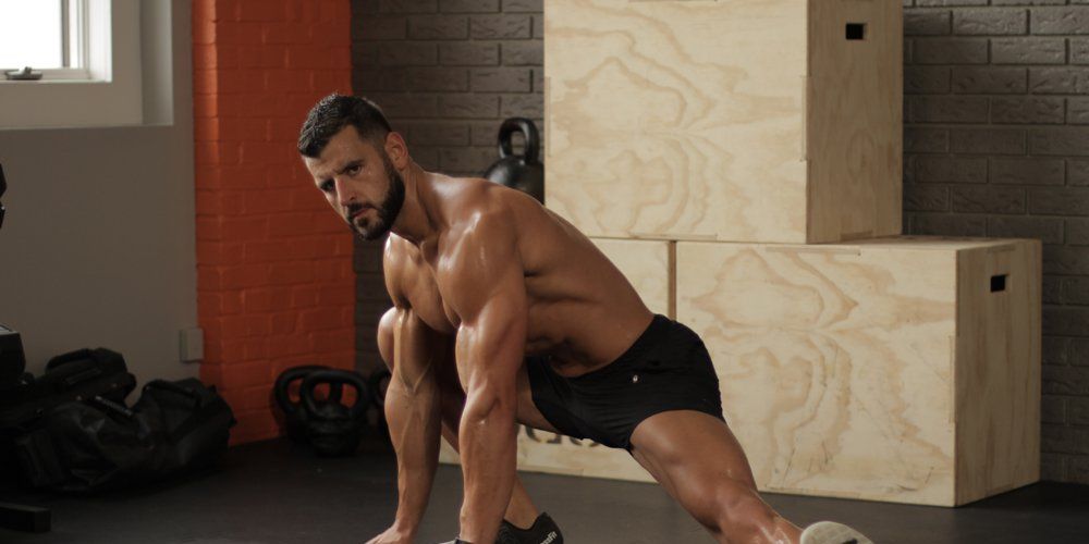 The 3 Life-Changing Tips That Helped This Guy Beat Knee Pain and Get JACKED