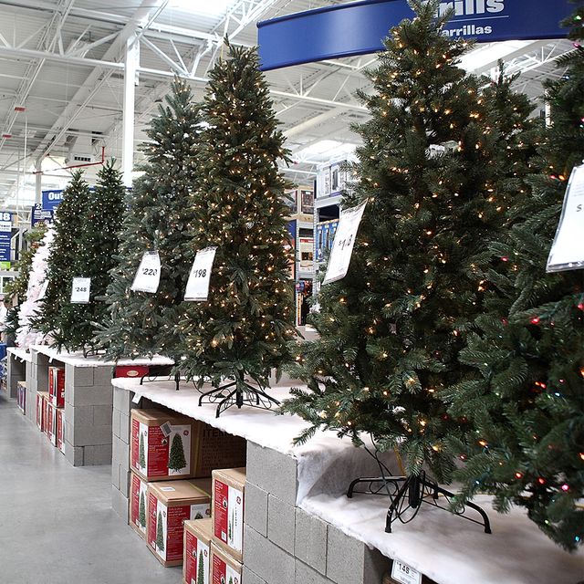 Over 100,000 Artificial Christmas Trees That Were Bought Last Year