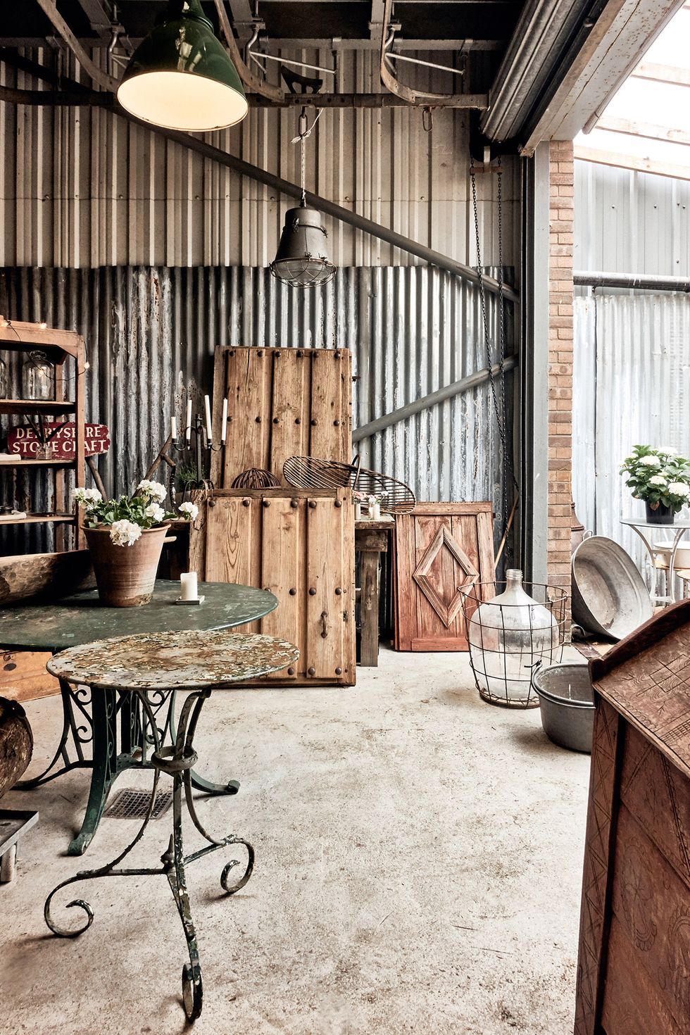 artisan furniture restorer twist and hardy