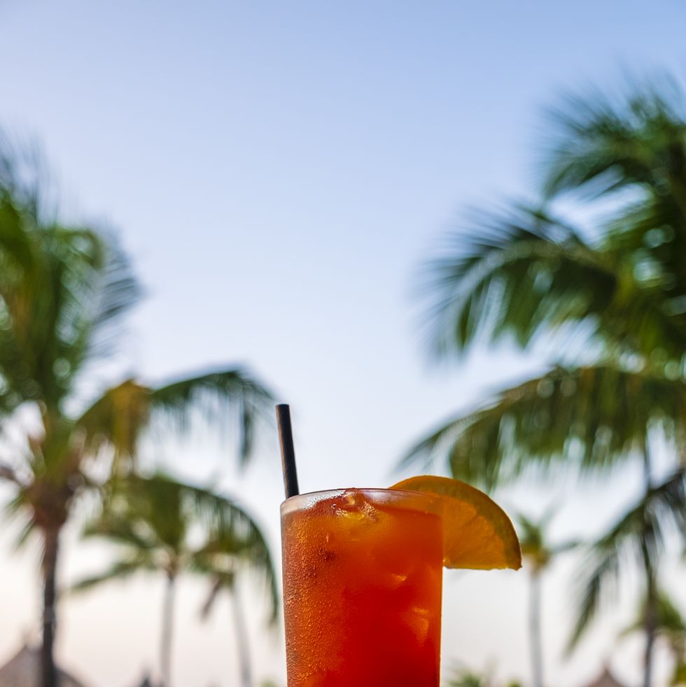 aruba ariba, the signature cocktail of aruba