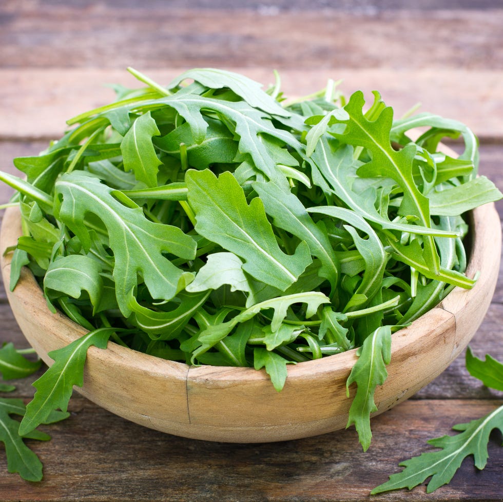 foods high in magnesium arugula bowl of arugula