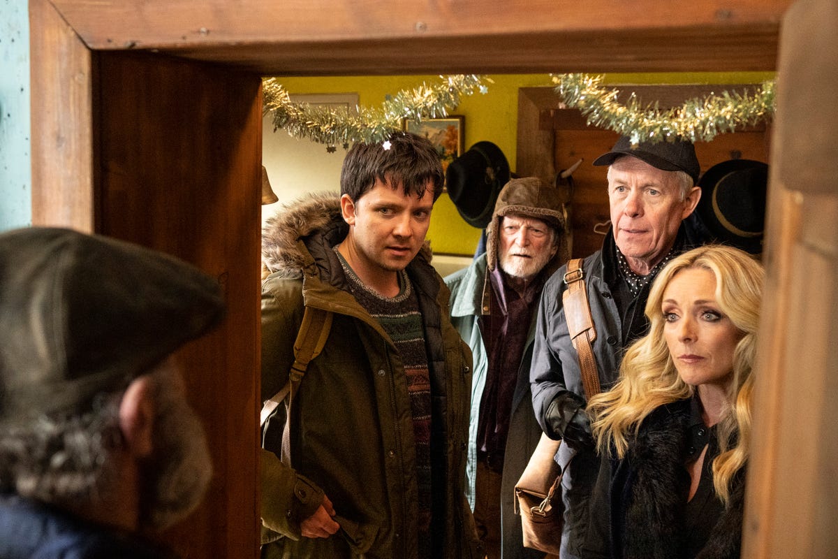 https://hips.hearstapps.com/hmg-prod/images/asa-butterfield-david-bradley-jane-krakowski-alex-jennings-your-christmas-or-mine-2-6553fa7a29fc6.jpg?crop=0.668xw:1.00xh;0.287xw,0&resize=1200:*