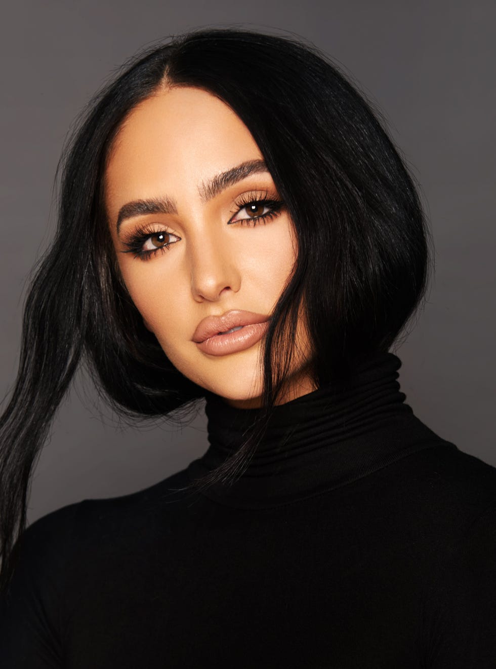 ash k holm