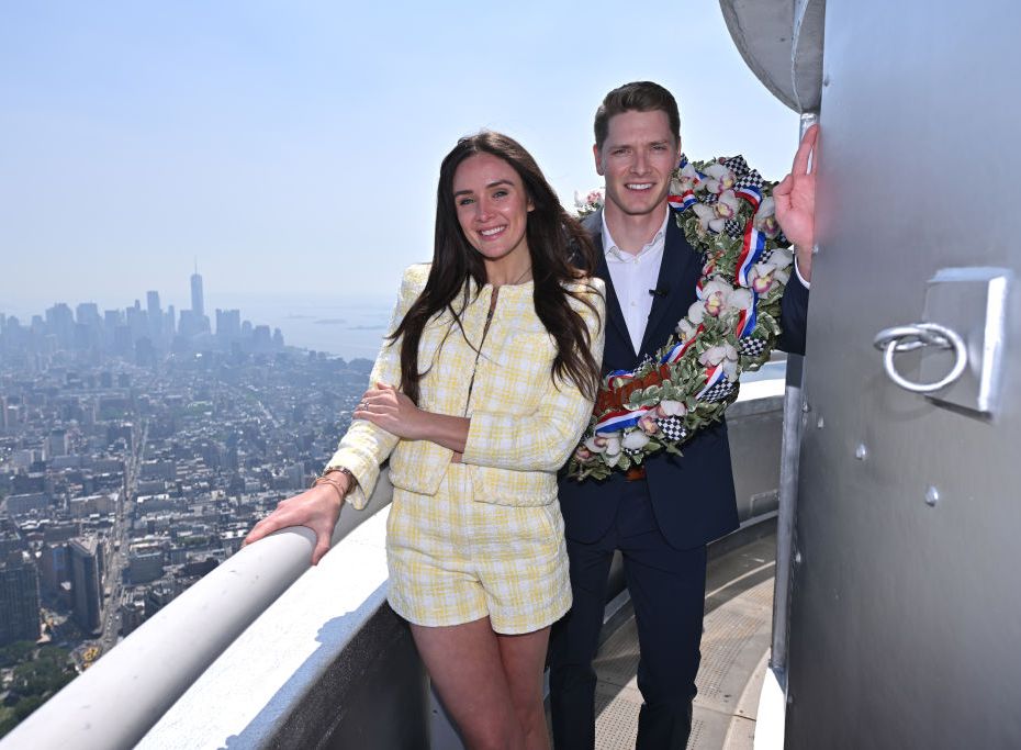 winner of the indy 500 visits the empire state building