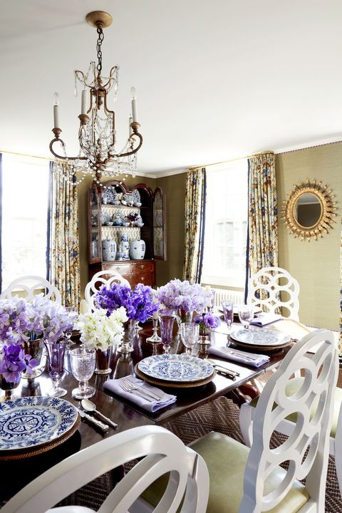 Room, Dining room, Purple, Property, Interior design, Furniture, Table, Chandelier, Home, House, 