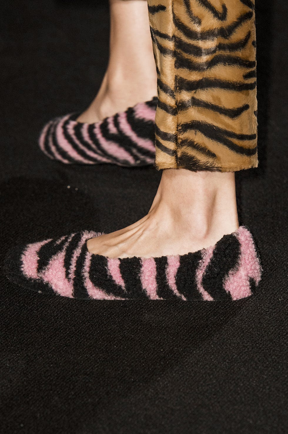 Footwear, Pink, Ankle, Fashion, Human leg, Leg, Shoe, Fur, Close-up, Joint, 