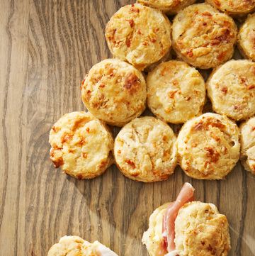 asiago cheese biscuits with prosciutto