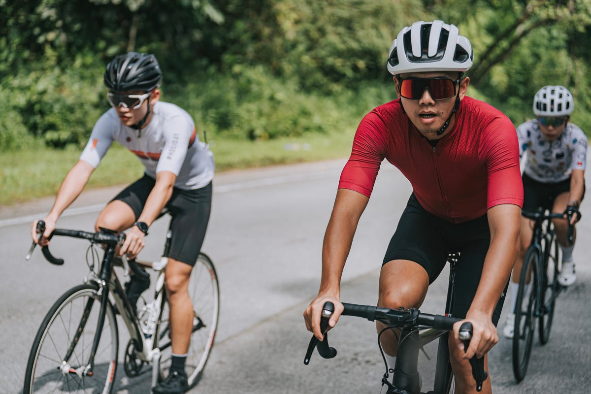 Performance-Driven men's Cycling jersey