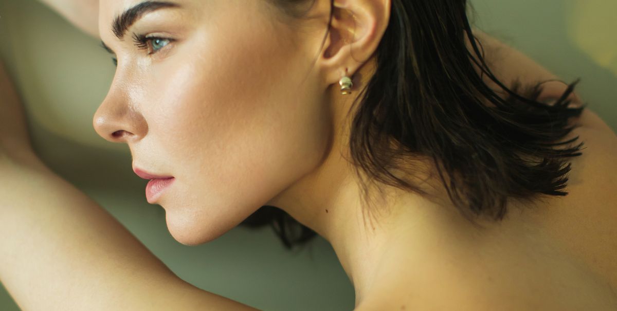 4 Dermatologist-Approved Formulas for a Softer, Smoother Neck