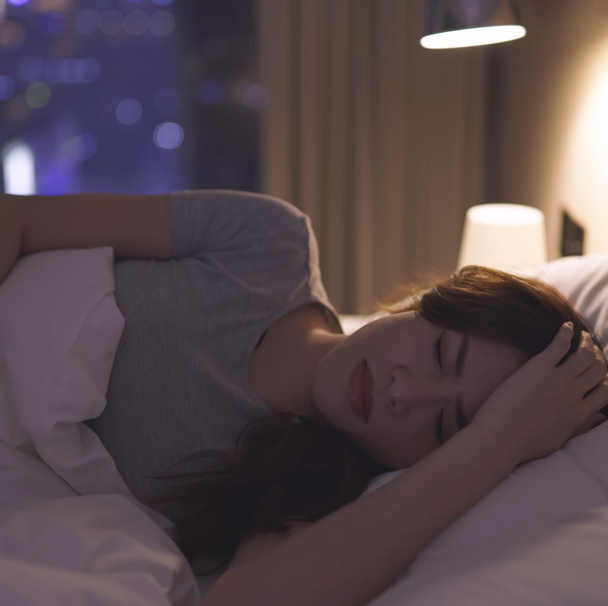 asian woman lose sleep, importance of sleep for gut problems