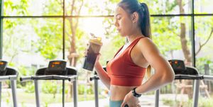 protein shake before or after workout benefits and expert advice