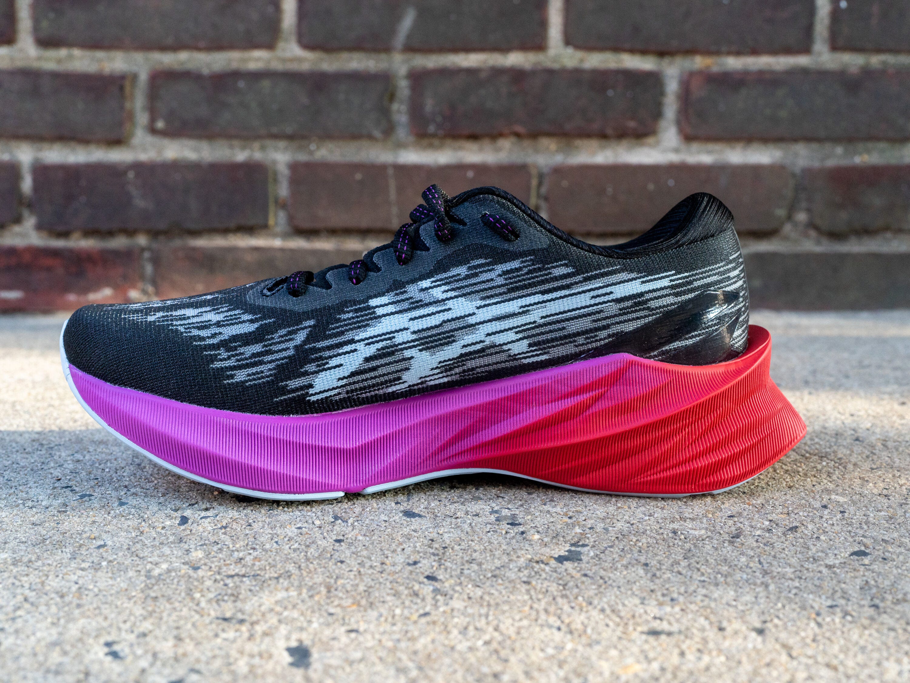 asics nova blast 3