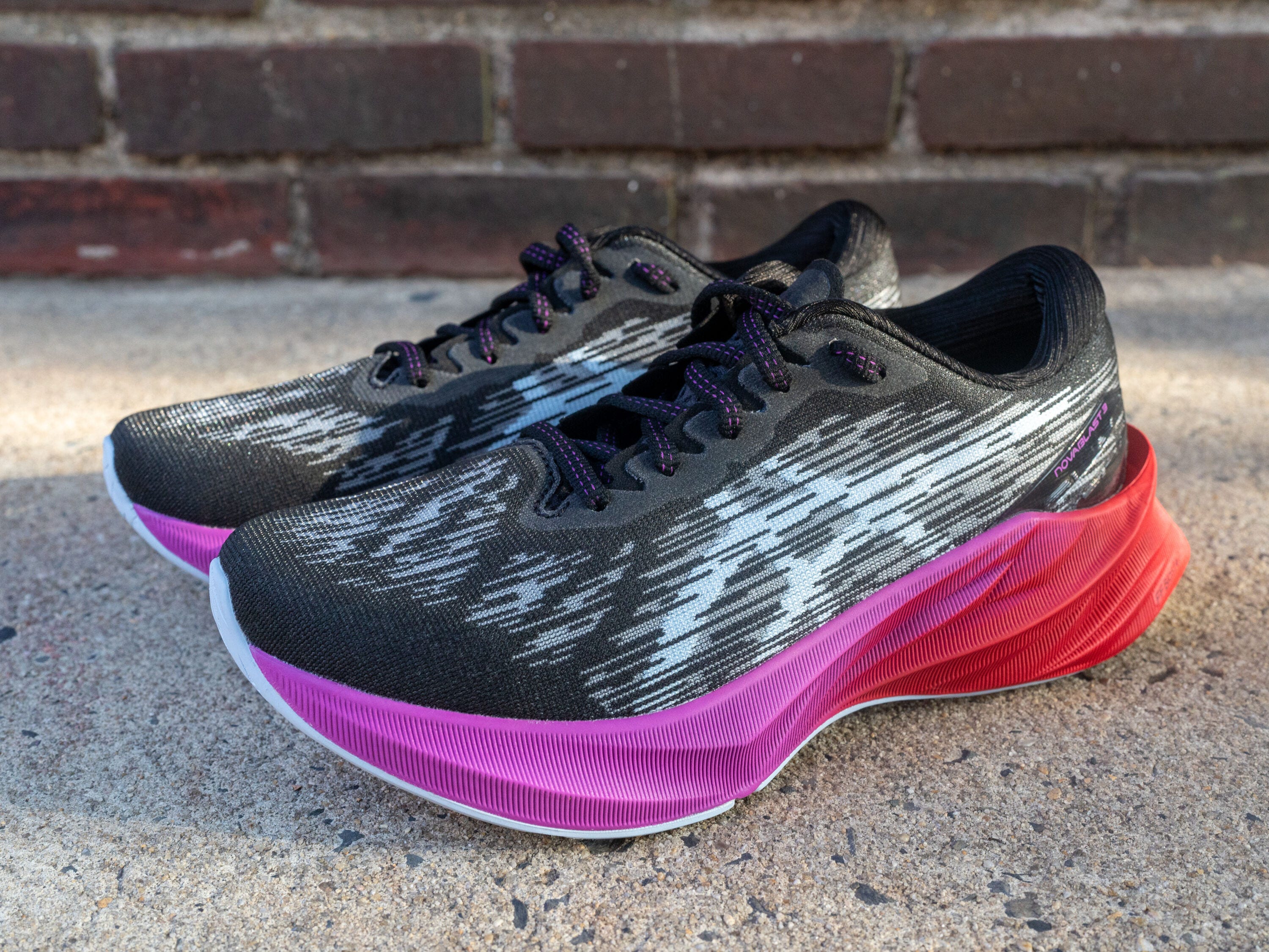 asics nova blast 3