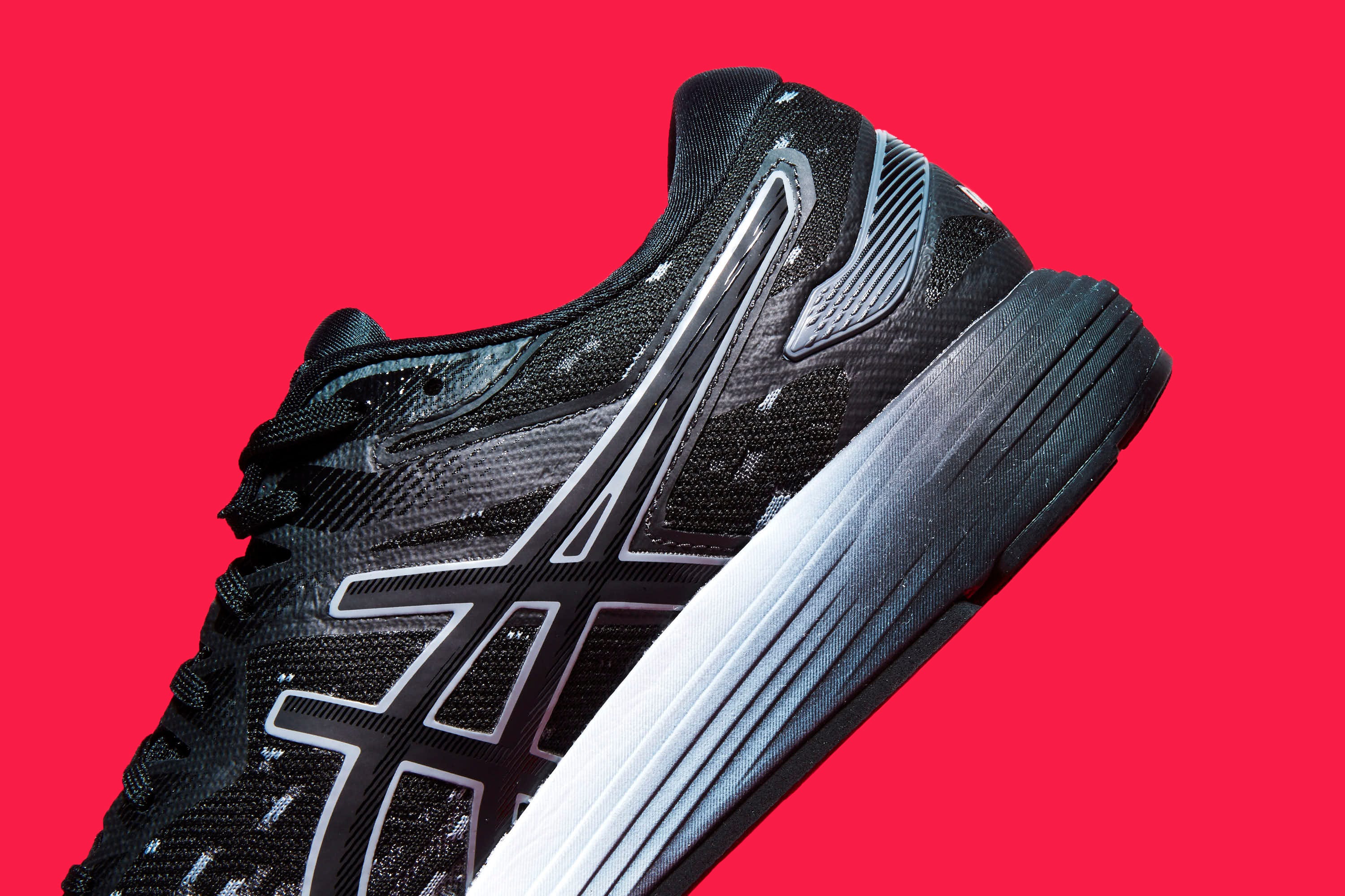 Footwear, Shoe, Synthetic rubber, Sneakers, Athletic shoe, Tire, Bicycle tire, 