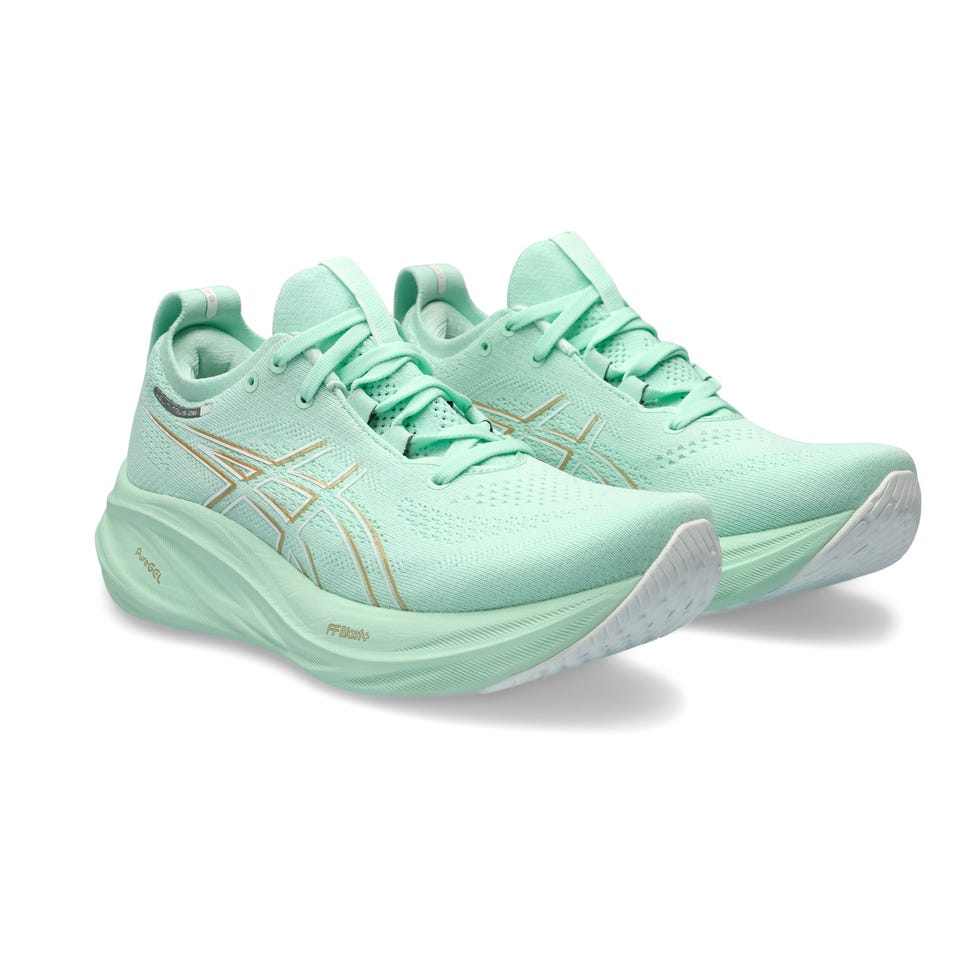 las zapatillas de running asics gel nimbus 26 en color verde