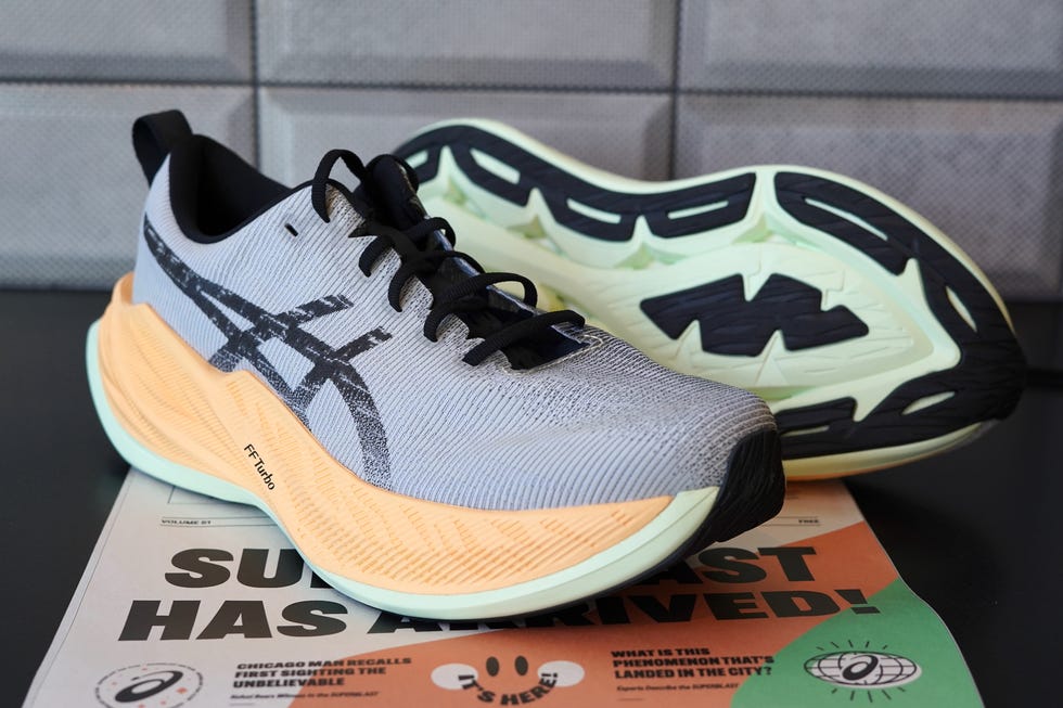 asics superblast