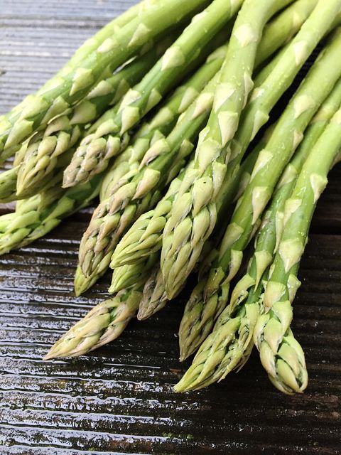 asparagus helps a bloated stomach