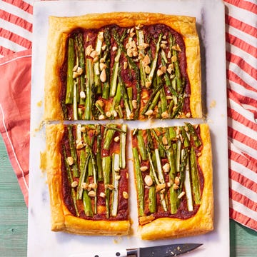 asparagus and romesco tart