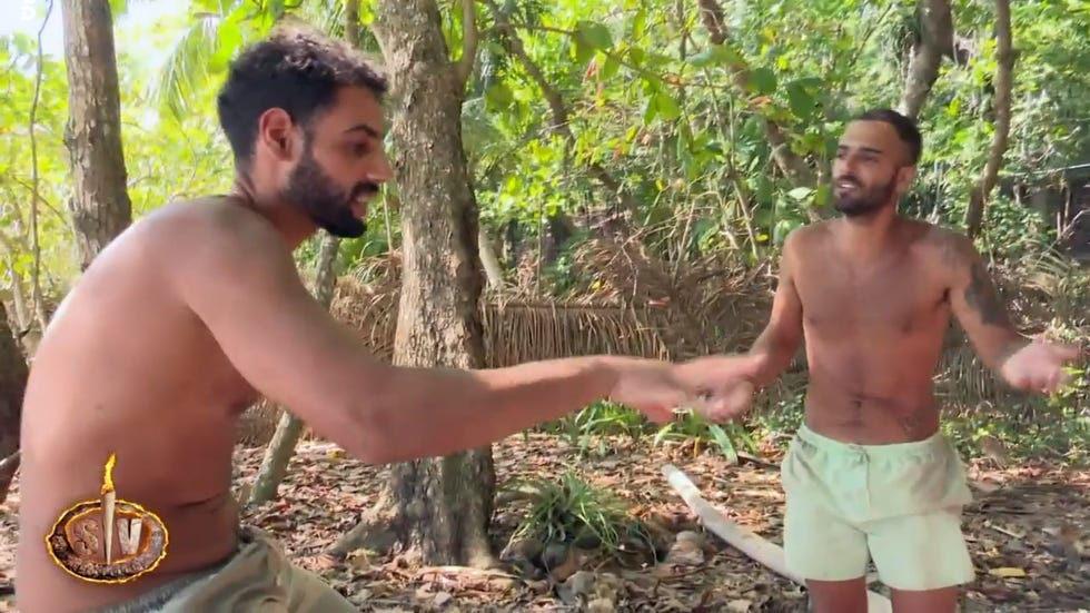 asraf beno y manuel cortés, tensa pelea en supervivientes 2023