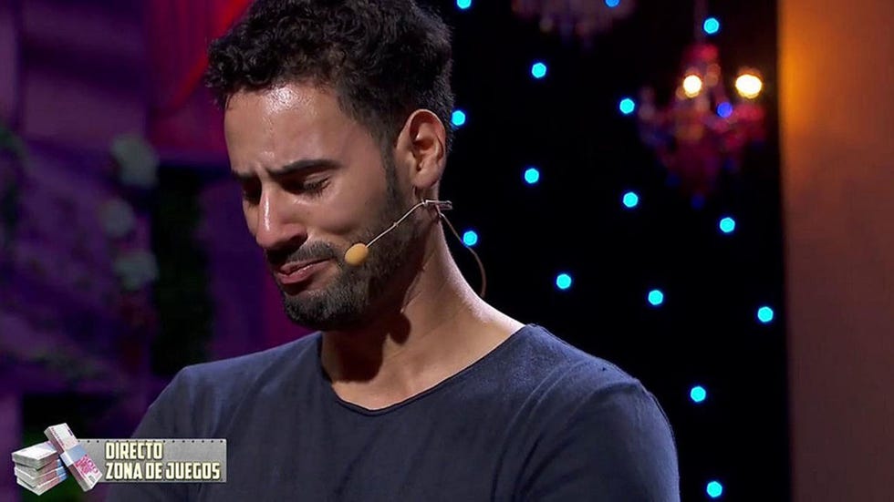 asraf beno se derrumba en 'la casa fuerte'