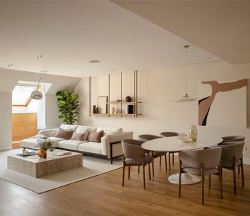 salon abuhardillado