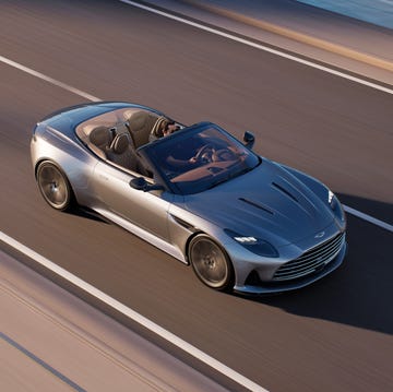 aston martin db12 volante