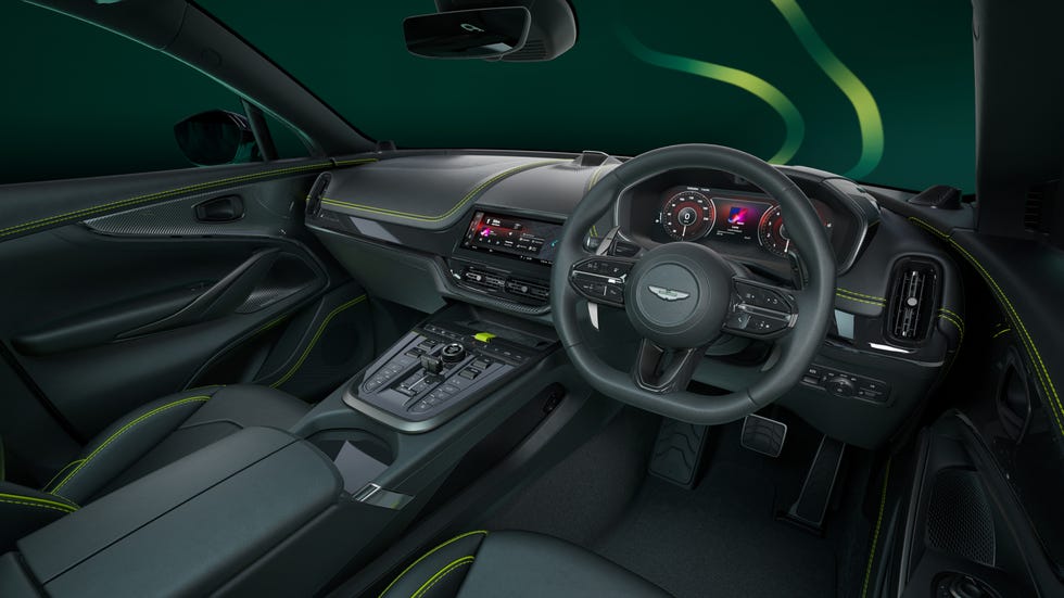 Aston Martin dbx707 amr24