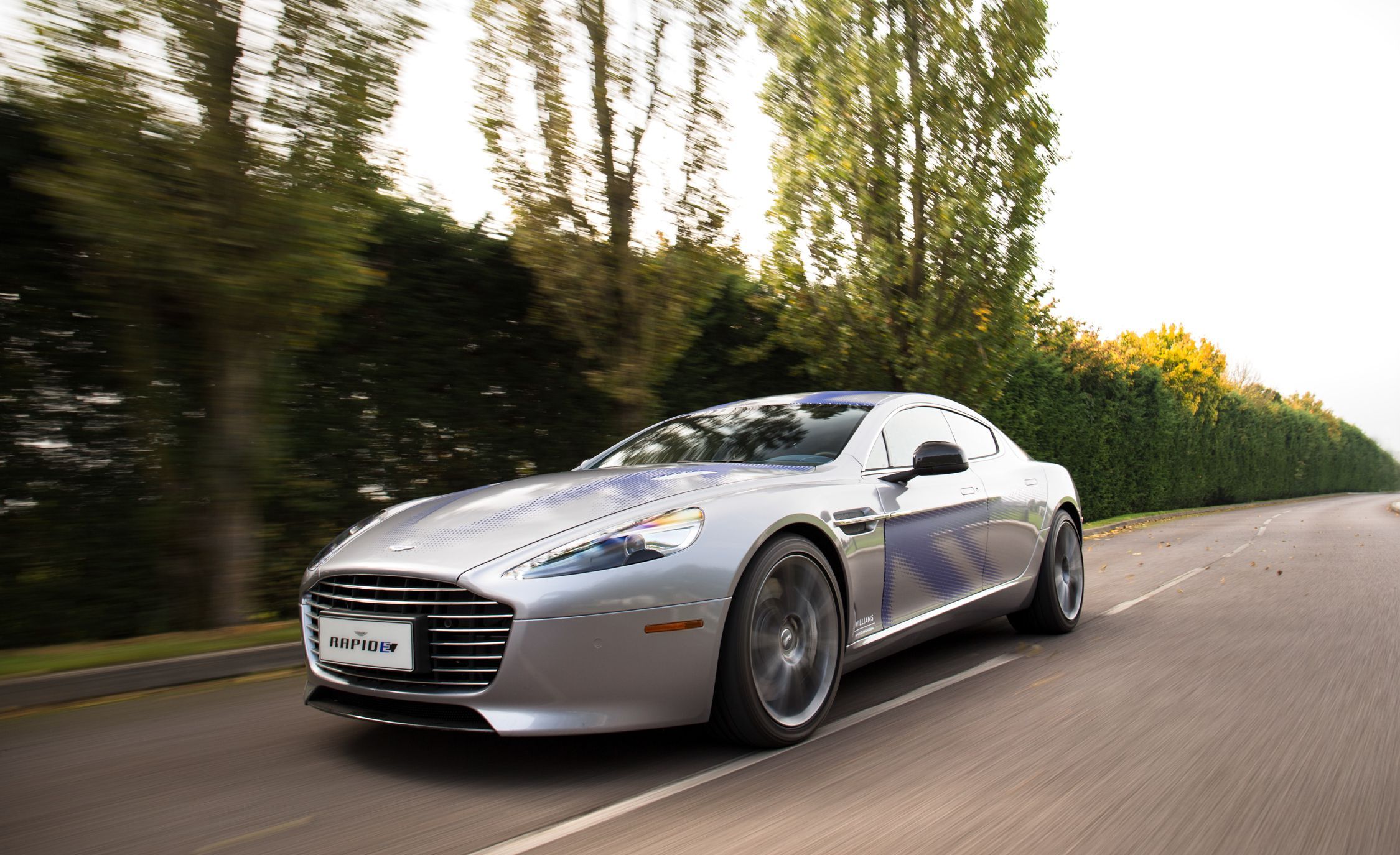 aston-martin-rapide-prototype-