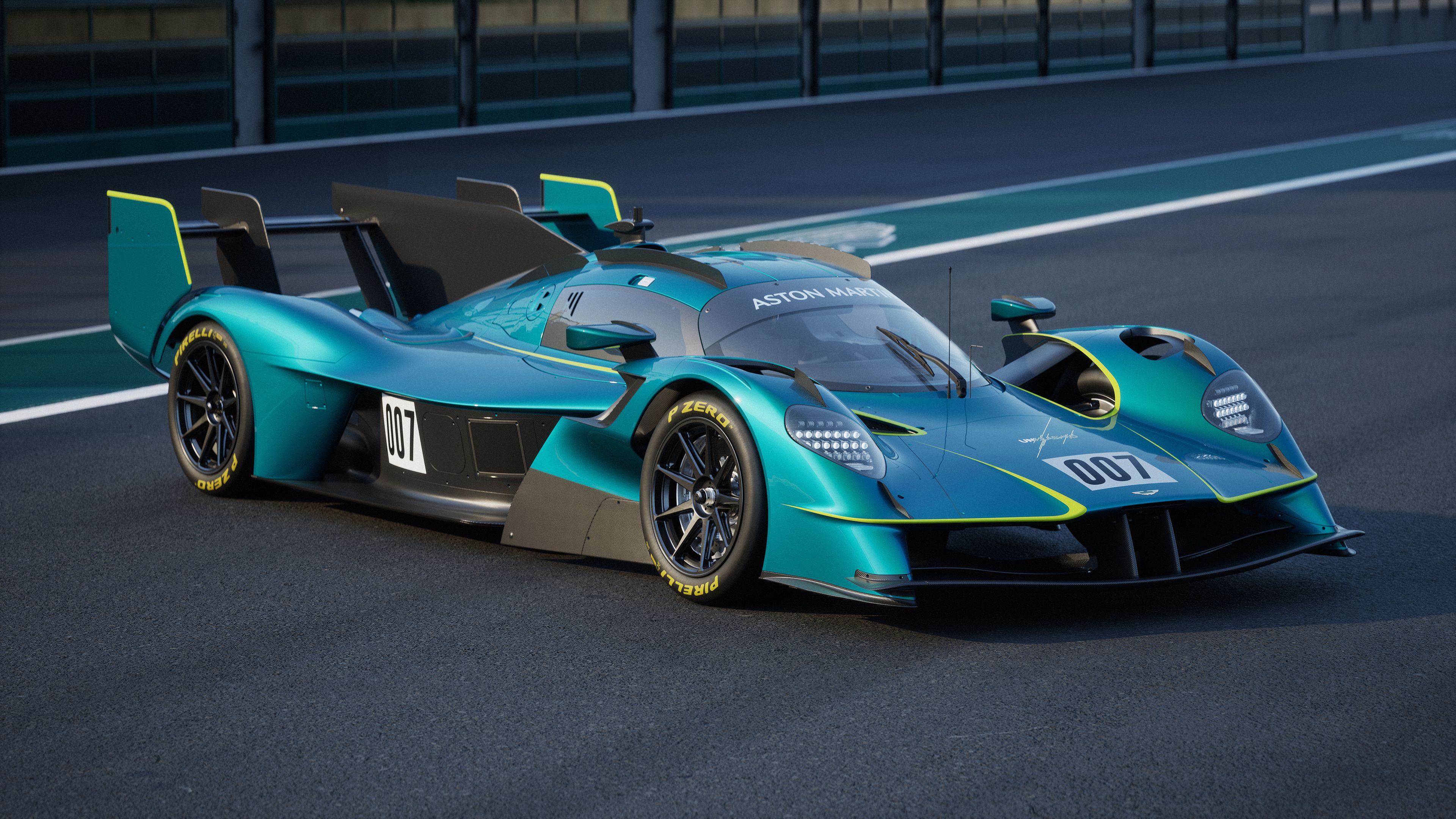 Aston Martin의 새로운 Valkyrie LM은 Le Mans Hypercar에 갈 수있는만큼 가깝습니다.
