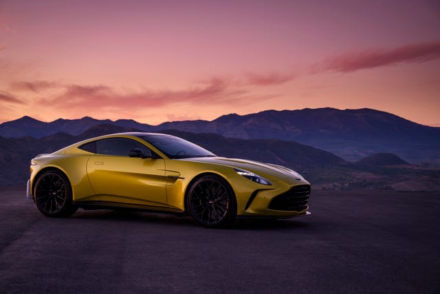 2024 Aston Martin Vantage - News, reviews, picture galleries and