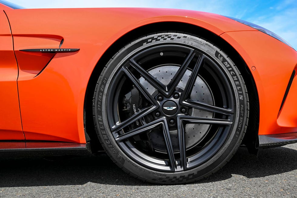 astonmartinvantage-cosmicorange-road-cphotoandymorgan-089-jpg-663f88ecb6dcb.jpg