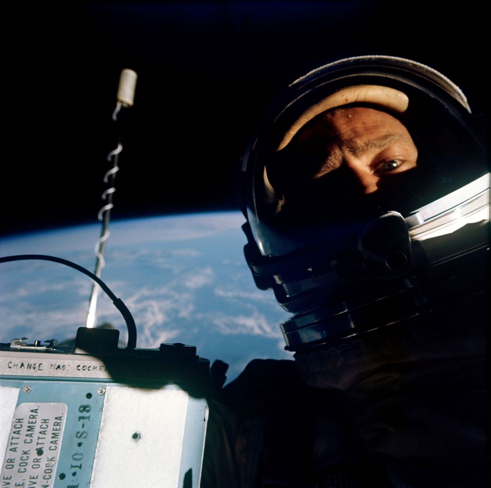 12 nov 1966 astronaut edwin e aldrin jr, pilot of the gemini 12 spaceflight, is photographed with pilot's hatch of the spacecraft open