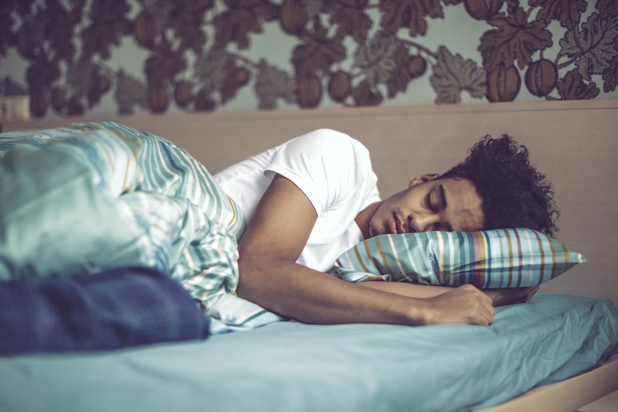 Best sleeping clearance position with pillow