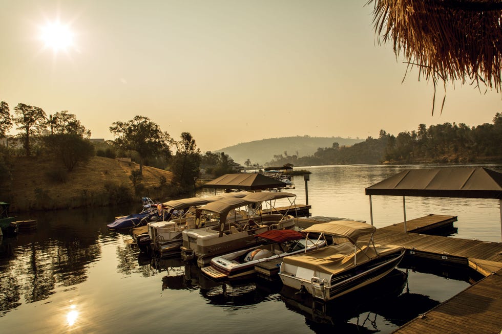 copperopolis, drifters marina  grill, lake tulloch