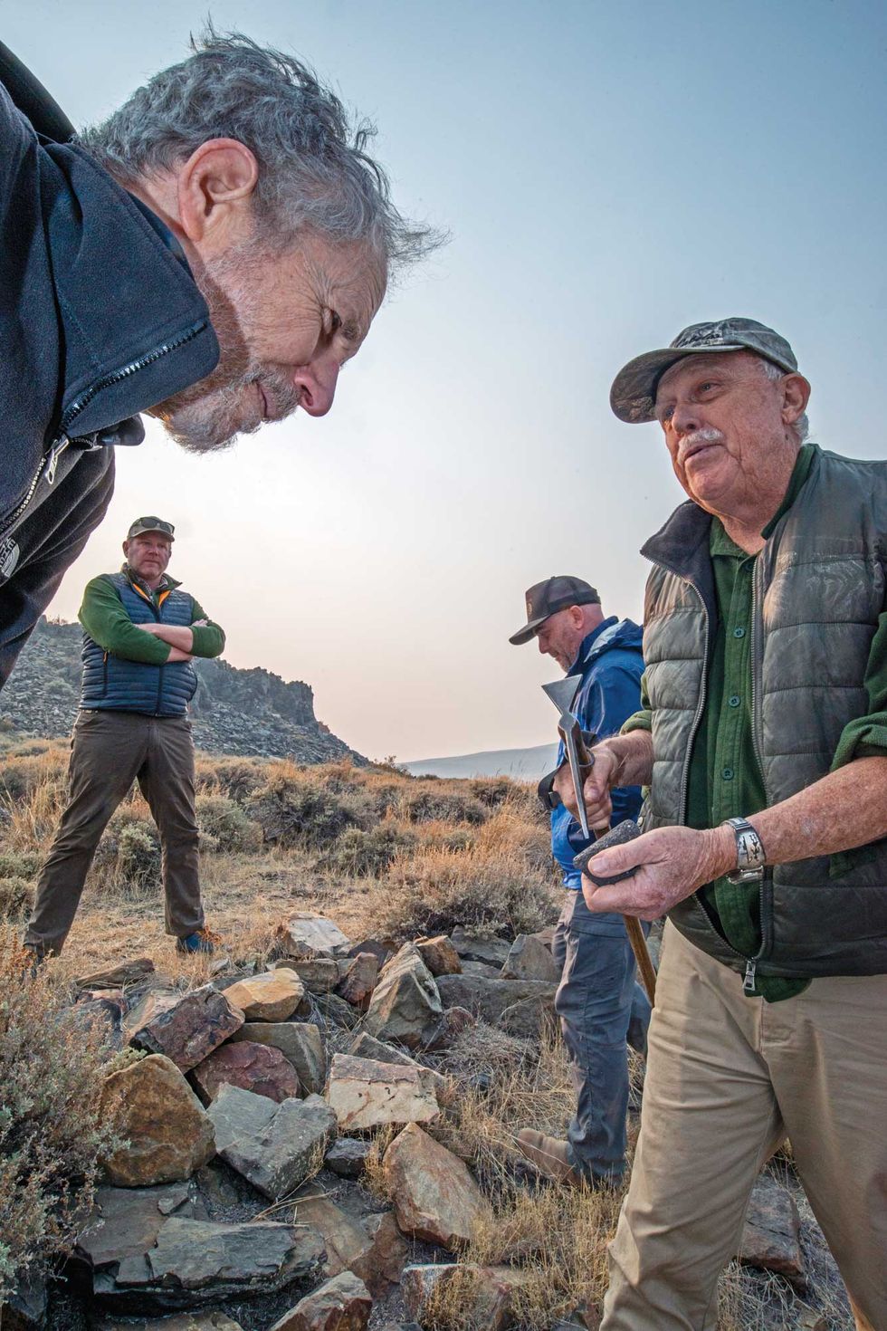 robert bettinger explains how to distinguish early native american artifacts to author robert roper as archaeologists loukas barton and micah hale listen in