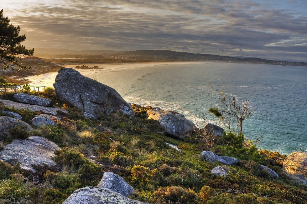 mejores atardeceres en españa en autocaravana y furgoneta camper playa la lanzada pontevedra