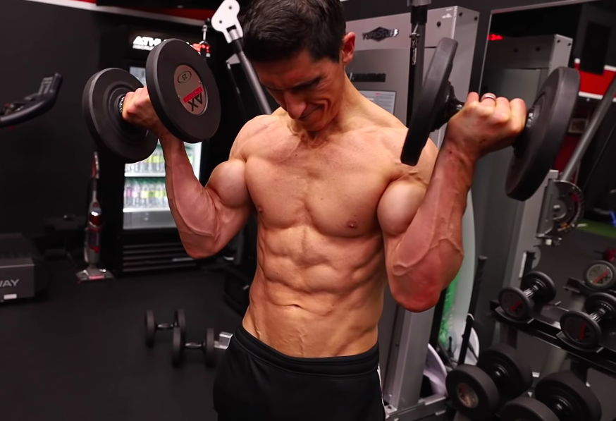 These 15 Dumbbell Exercises Can Help You Grow Bigger Biceps